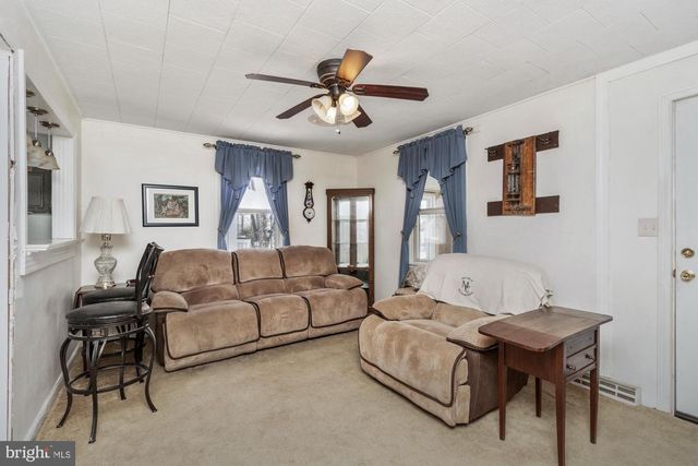 918 RENFREW ST, Baltimore, MD 21221