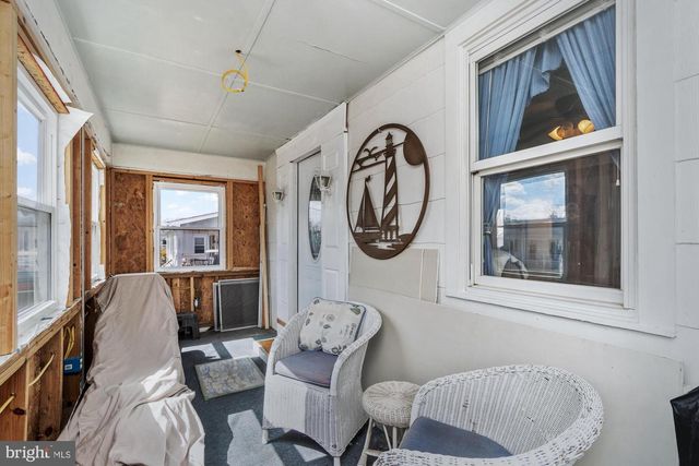 918 RENFREW ST, Baltimore, MD 21221