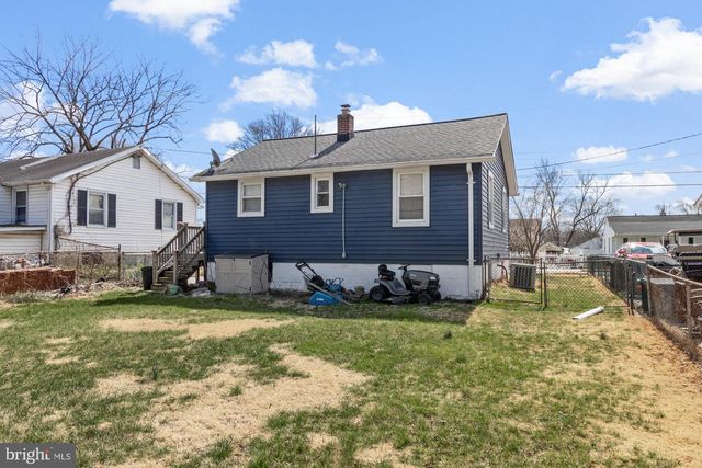 918 RENFREW ST, Baltimore, MD 21221