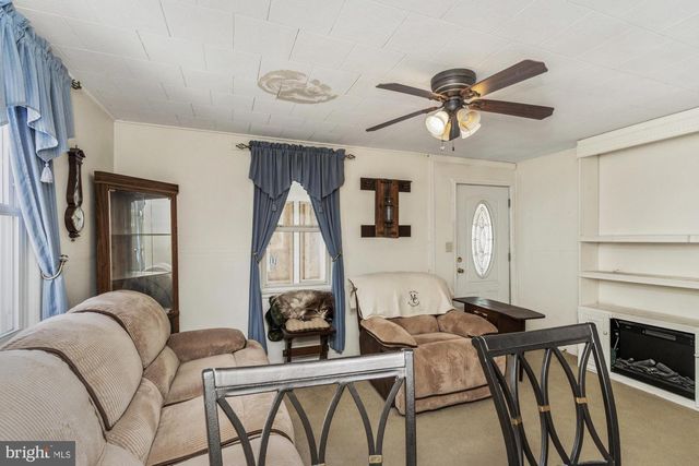 918 RENFREW ST, Baltimore, MD 21221