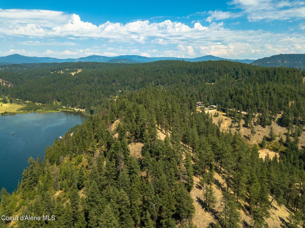 12520 E YELLOWSTONE TRL, Coeur d'Alene, ID 83814 photo 5