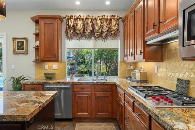 5376 Edgewood Drive, La Verne, CA 91750