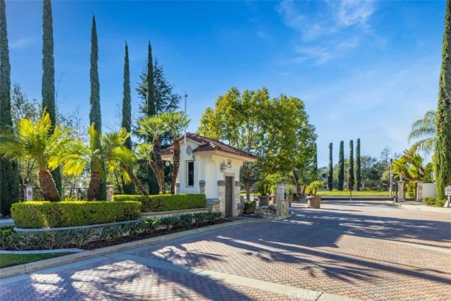 5376 Edgewood Drive, La Verne, CA 91750