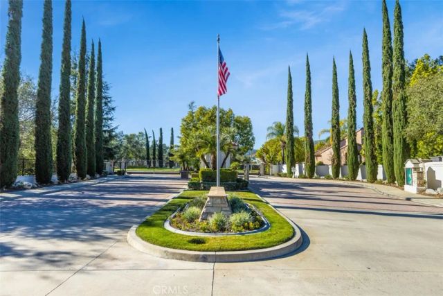 5376 Edgewood Drive, La Verne, CA 91750