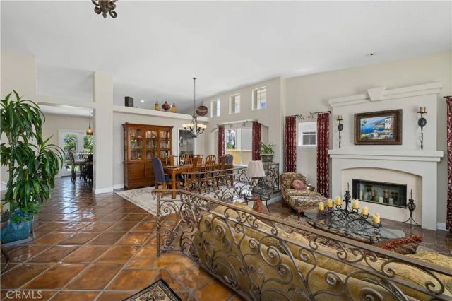 5376 Edgewood Drive, La Verne, CA 91750