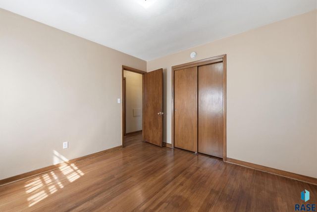 2904 S Western Ave Avenue, Sioux Falls, SD 57105