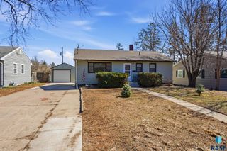 2904 S Western Ave Avenue, Sioux Falls, SD 57105