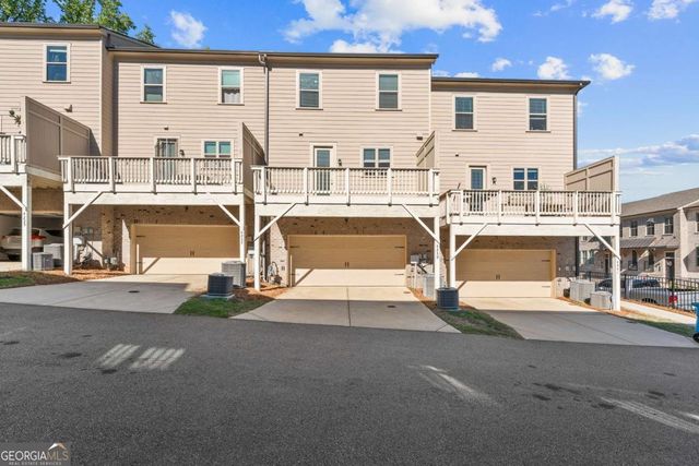 4239 Hickory Pine Alley, Doraville, GA 30360