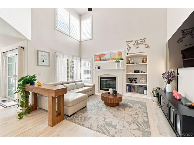 10670 Singleleaf Ct, Parker, CO 80134