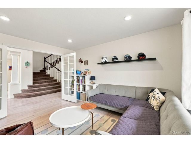 10670 Singleleaf Ct, Parker, CO 80134