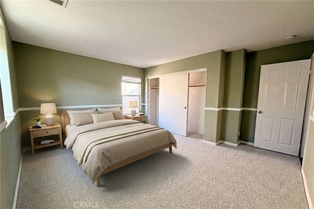 28410 Agajanian, Saugus, CA 91390