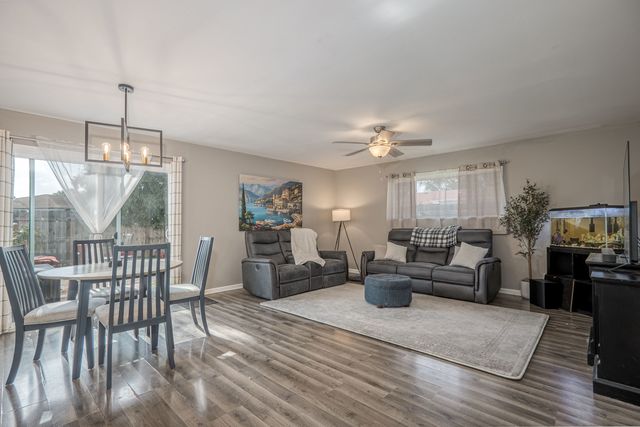 100 FAIRWOOD Drive, Bolingbrook, IL 60440