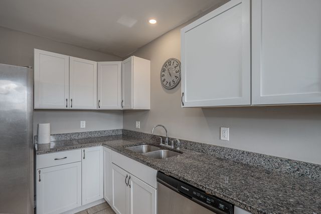 100 FAIRWOOD Drive, Bolingbrook, IL 60440