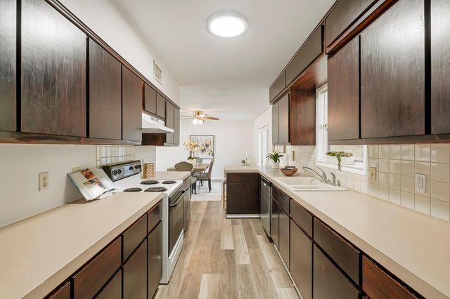 1306 20th Street, Huntsville, TX 77340
