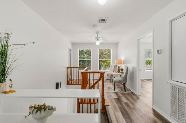 1306 20th Street, Huntsville, TX 77340