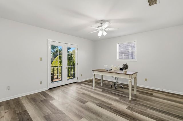 1306 20th Street, Huntsville, TX 77340