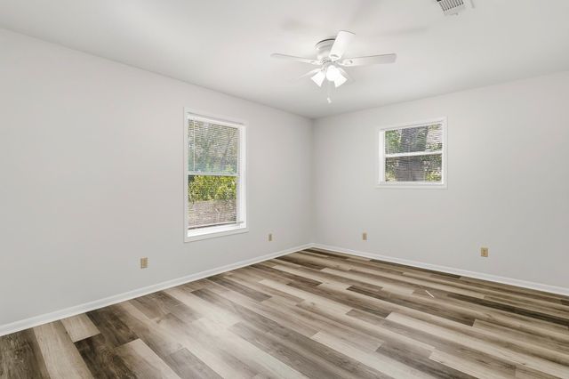 1306 20th Street, Huntsville, TX 77340