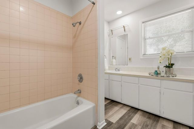 1306 20th Street, Huntsville, TX 77340