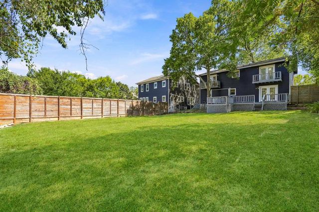 1306 20th Street, Huntsville, TX 77340