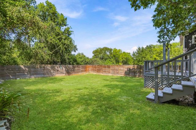1306 20th Street, Huntsville, TX 77340