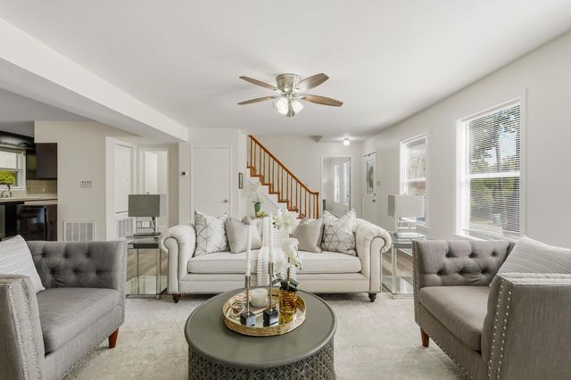 1306 20th Street, Huntsville, TX 77340