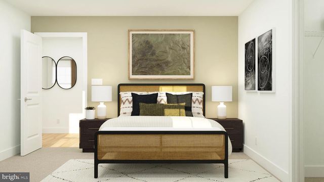 7 RED BARN LN, Bordentown, NJ 08505