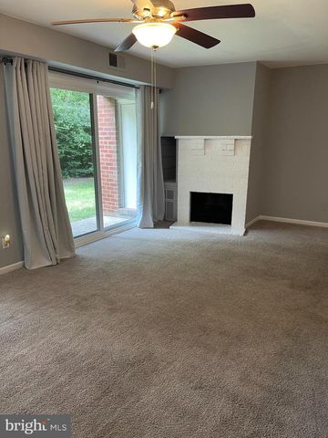 301 MEADOWBROOK DR, Mays Landing, NJ 08330