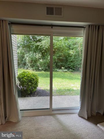 301 MEADOWBROOK DR, Mays Landing, NJ 08330