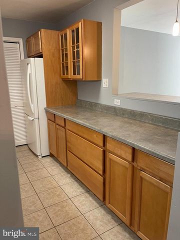 301 MEADOWBROOK DR, Mays Landing, NJ 08330