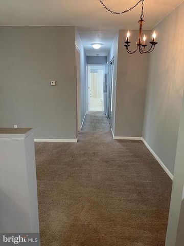 301 MEADOWBROOK DR, Mays Landing, NJ 08330