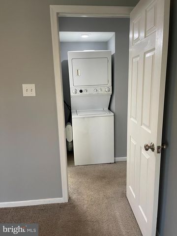 301 MEADOWBROOK DR, Mays Landing, NJ 08330