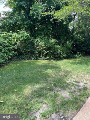 301 MEADOWBROOK DR, Mays Landing, NJ 08330