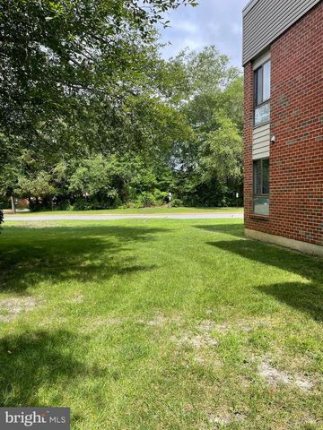 301 MEADOWBROOK DR, Mays Landing, NJ 08330