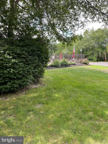 301 MEADOWBROOK DR, Mays Landing, NJ 08330