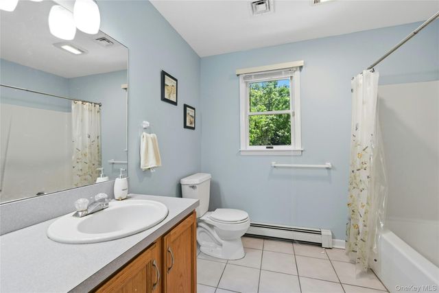 21 Tallmadge Trail, Miller Place, NY 11764