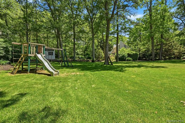 21 Tallmadge Trail, Miller Place, NY 11764