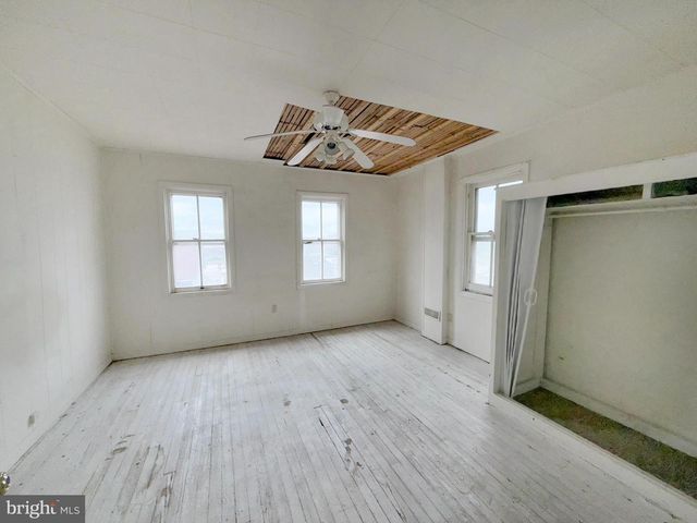 337 S 3RD ST, Steelton, PA 17113