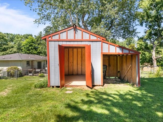 108 Sherry Ln, Dickson, TN 37055