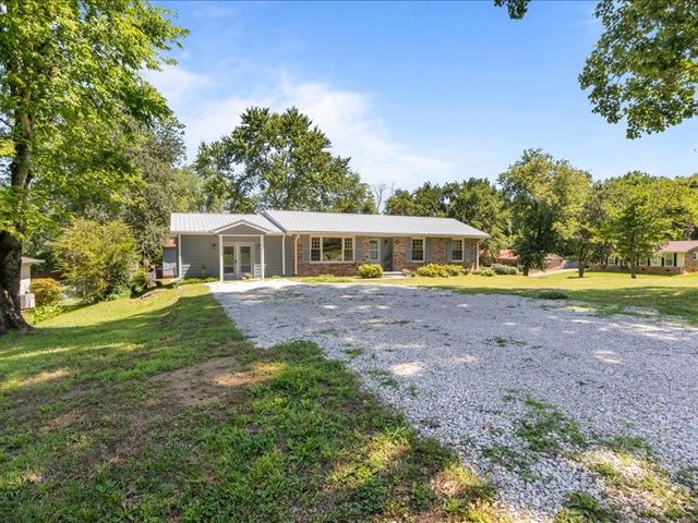 108 Sherry Ln, Dickson, TN 37055