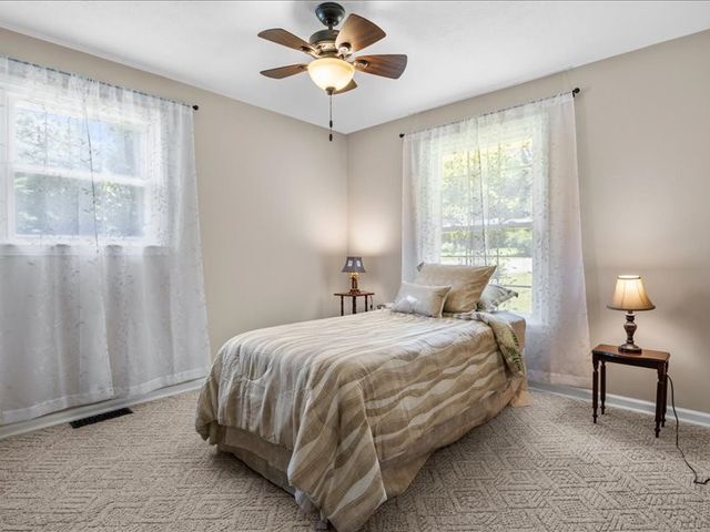 108 Sherry Ln, Dickson, TN 37055