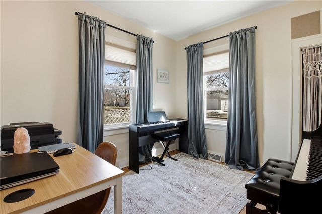 822 Lee Street, Eau Claire, WI 54701