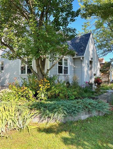 822 Lee Street, Eau Claire, WI 54701