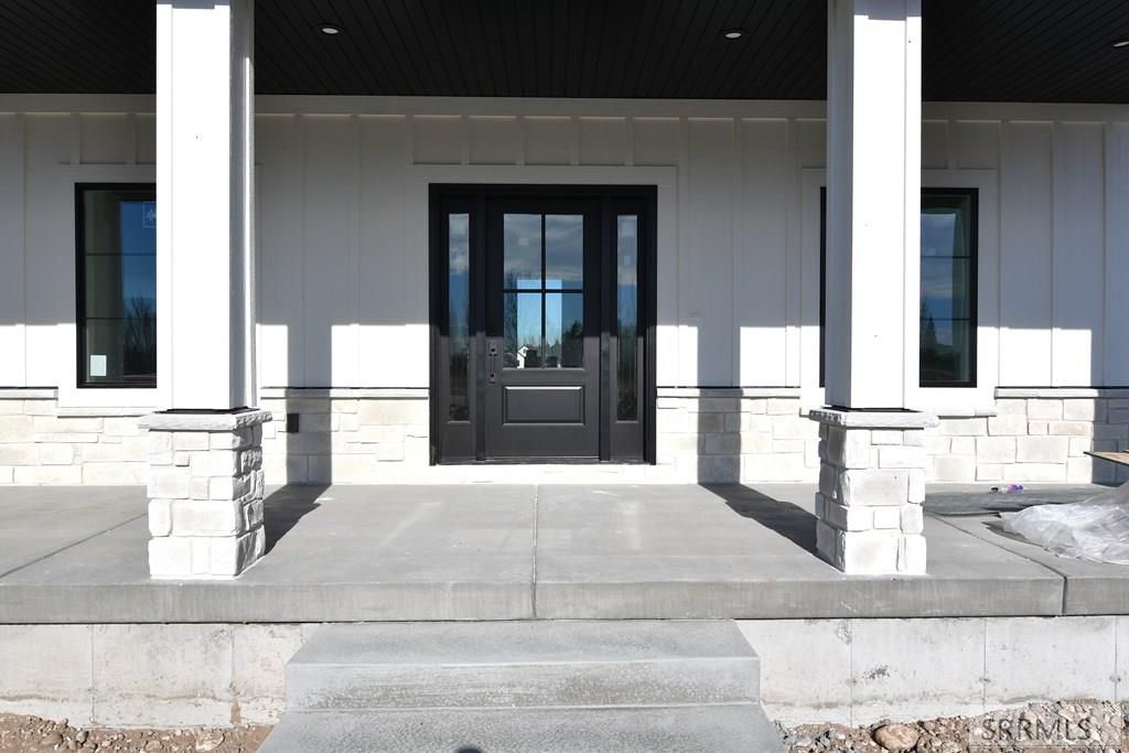 Image 2 of property listing at 4143 E 206 N, Rigby, ID 83442