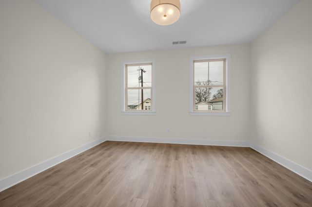 502 Eastboro Dr, Nashville, TN 37209