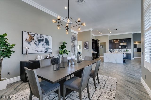 394 Highland Hills Court, Las Vegas, NV 89148