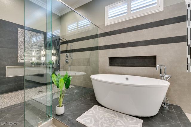 394 Highland Hills Court, Las Vegas, NV 89148