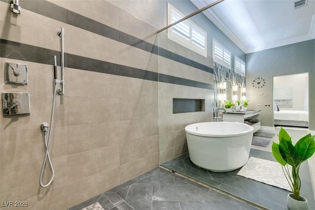 394 Highland Hills Court, Las Vegas, NV 89148