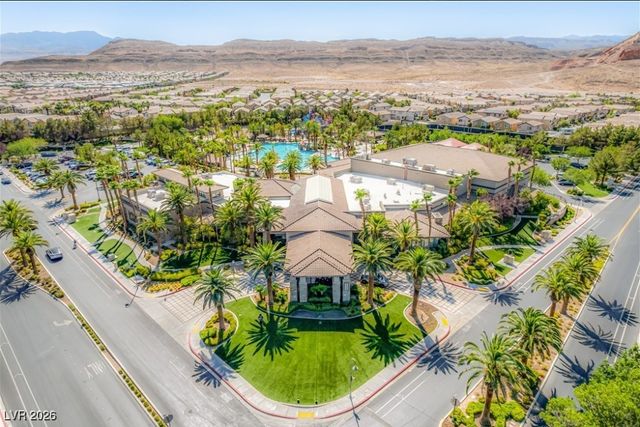 394 Highland Hills Court, Las Vegas, NV 89148