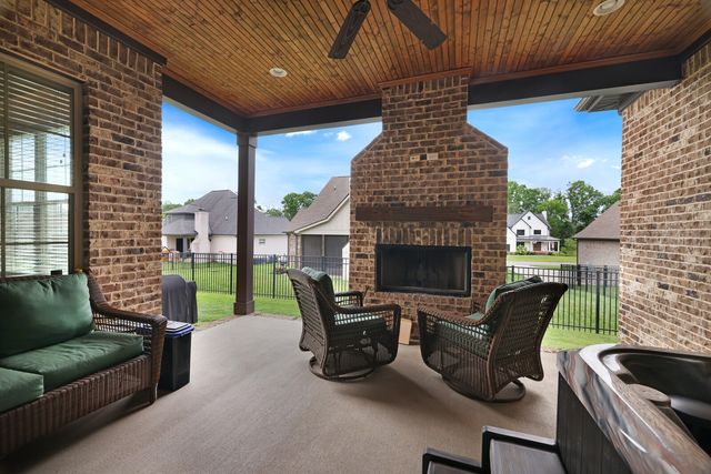 7045 Silver Fox St, Smyrna, TN 37167