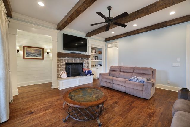 7045 Silver Fox St, Smyrna, TN 37167